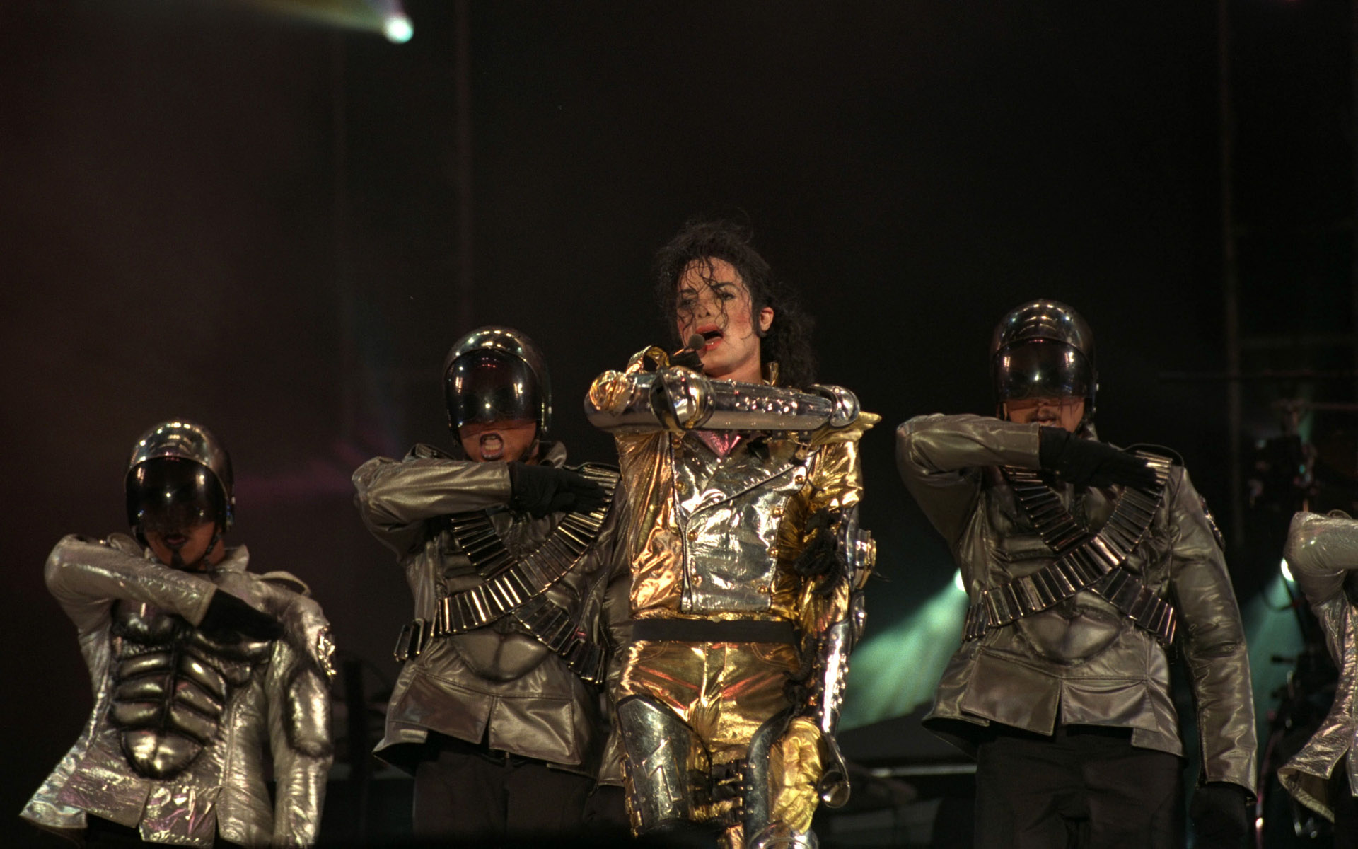 迈克尔杰克逊MJ舞台形象高清图片素材(16P)[中