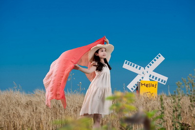 2015最新3D儿童摄影场景模板{E191.纯净的天空}系列PSD素材免费下载三(共24P)